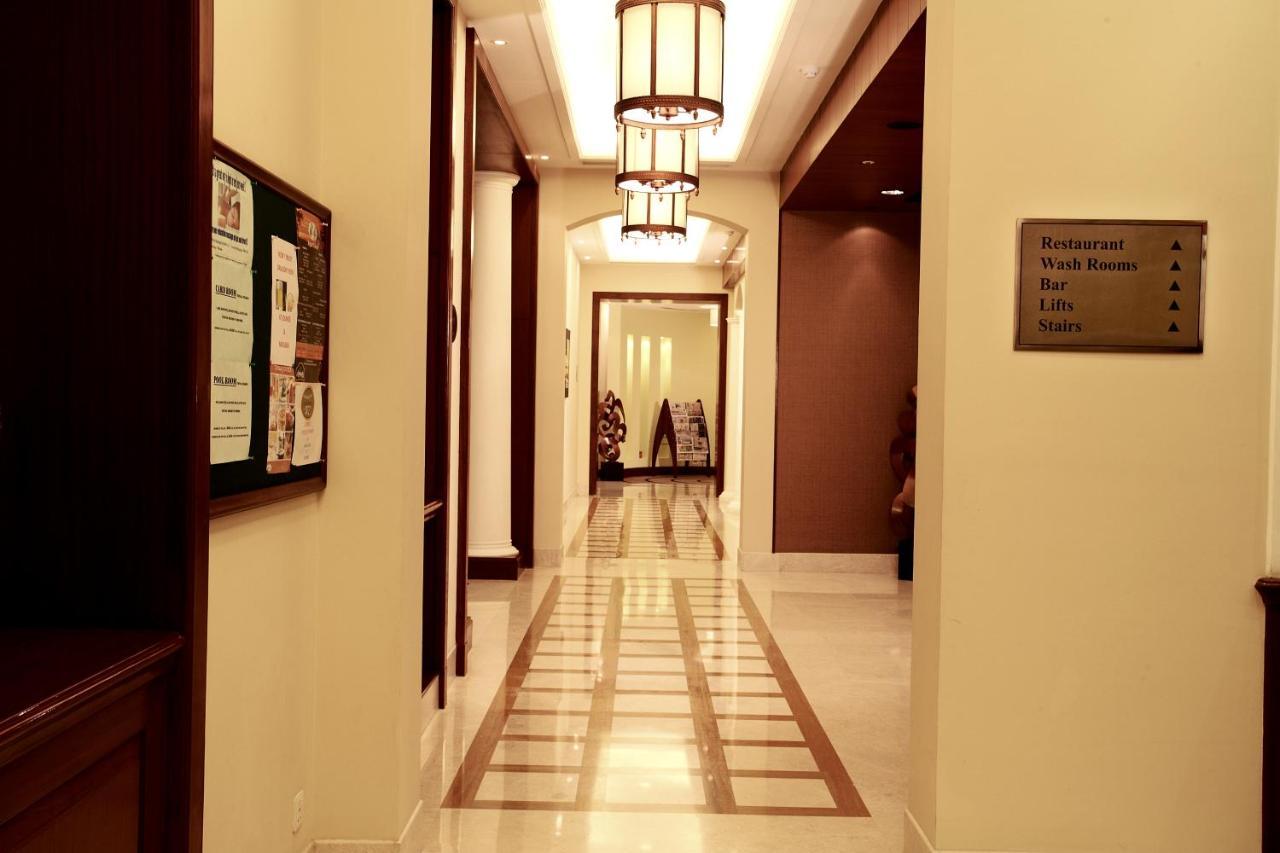 Hotel Dlf Club 3 Gurgaon Exterior foto